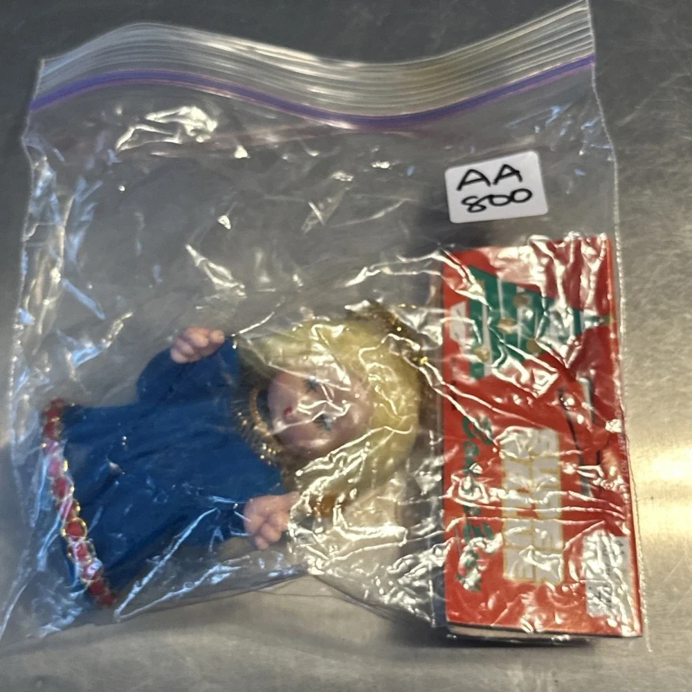 VTG BRADFORD AMES BLONDE Kissing ANGEL BLUE ORNAMENT‎ PLASTIC TINSEL HALO NOS